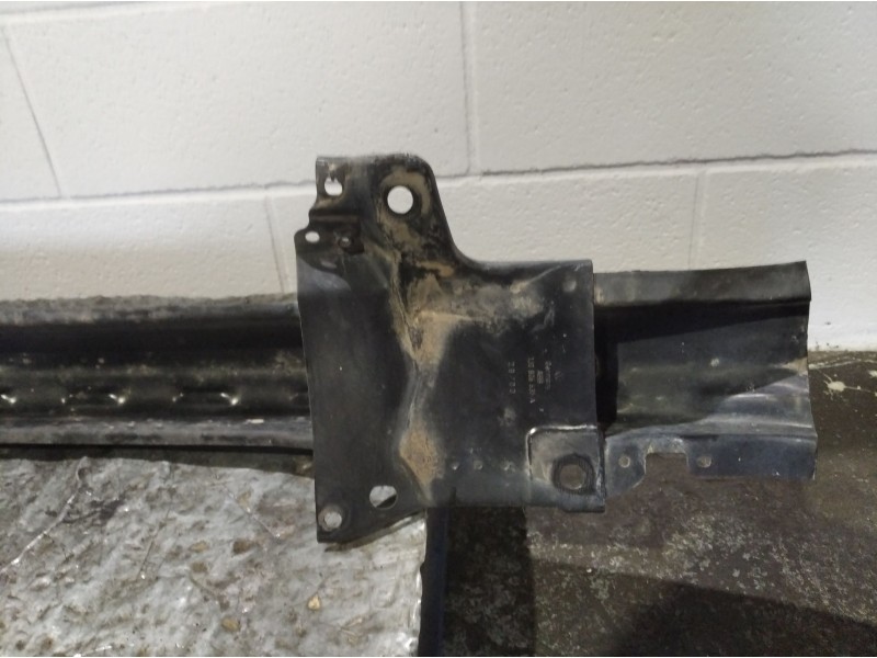 Recambio de refuerzo paragolpes delantero para volkswagen golf iv berlina (1j1) básico | 05.99 - ... referencia OEM IAM   