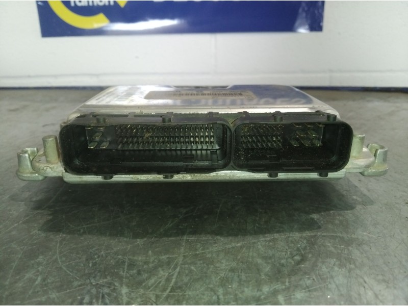Recambio de centralita motor uce para renault megane i fase 2 berlina (ba0) 1.9 d authentique | 10.00 - ... 1.9 d authentique | 