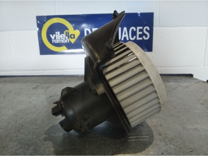 Recambio de motor calefaccion para opel astra h berlina 1.7 16v cdti | 0.04 - ... 1.7 16v cdti | 0.04 - ... referencia OEM IAM 5