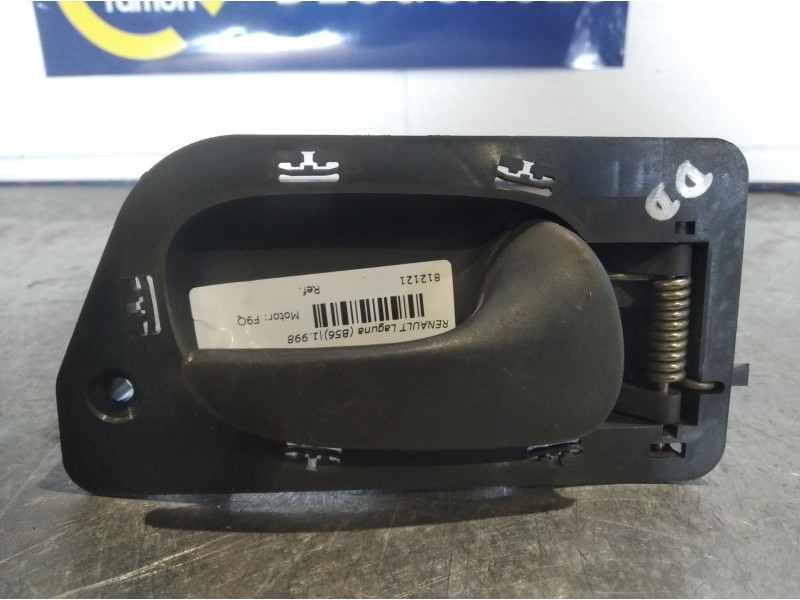 Recambio de maneta interior delantera derecha para renault laguna (b56) 1.9 dti rt referencia OEM IAM 7700841897J 7700823285N 