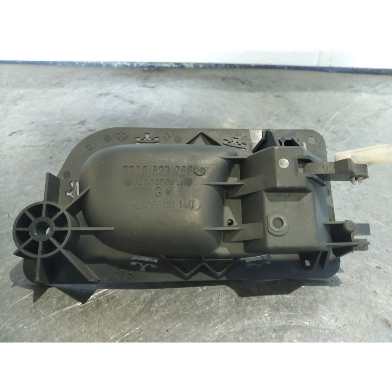 Recambio de maneta interior delantera izquierda para renault laguna (b56) 1.9 dti rt referencia OEM IAM   