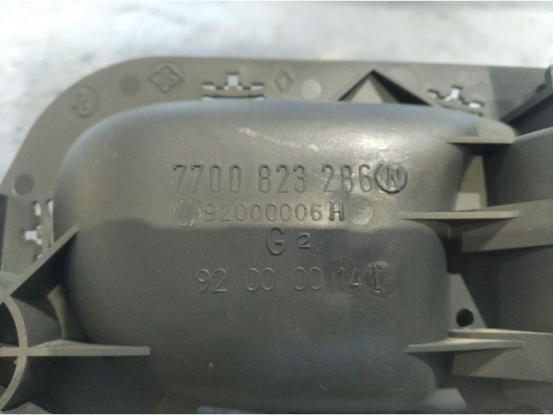 Recambio de maneta interior delantera izquierda para renault laguna (b56) 1.9 dti rt referencia OEM IAM   