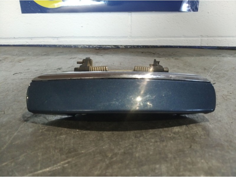 Recambio de maneta exterior delantera derecha para audi a6 berlina (4f2)  | 0.04 - 0.08  | 0.04 - 0.08 referencia OEM IAM   