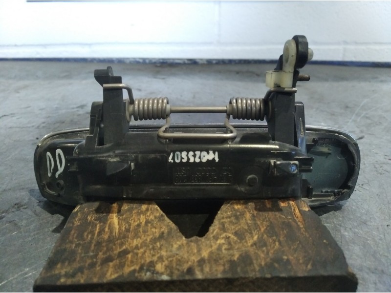 Recambio de maneta exterior delantera derecha para audi a6 berlina (4f2)  | 0.04 - 0.08  | 0.04 - 0.08 referencia OEM IAM   
