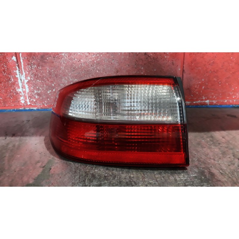 Recambio de piloto trasero izquierdo para renault laguna ii (bg0) 1.6 | 0.01 - ... 1.6 | 0.01 - ... referencia OEM IAM   