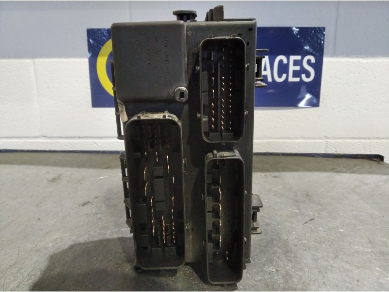 Recambio de caja reles fusibles para opel corsa d 1.3 16v cdti | 0.06 - ... 1.3 16v cdti | 0.06 - ... referencia OEM IAM 1321739
