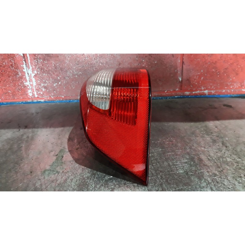 Recambio de piloto trasero izquierdo para renault laguna ii (bg0) 1.6 | 0.01 - ... 1.6 | 0.01 - ... referencia OEM IAM   