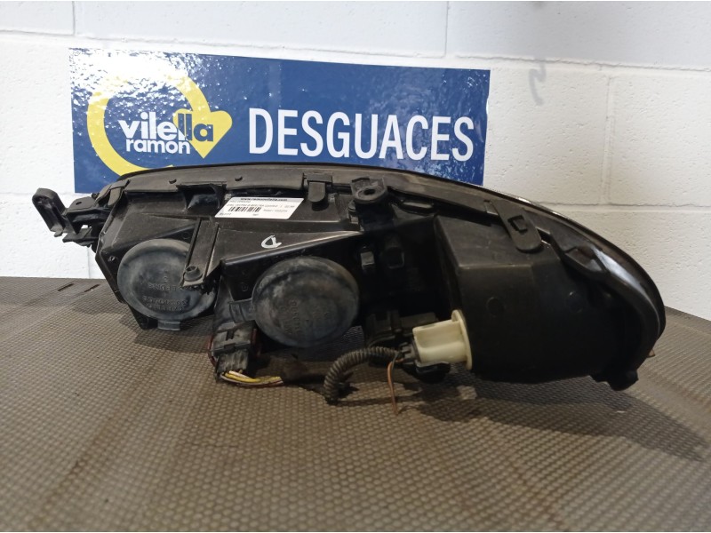 Recambio de faro derecho para opel vectra b berlina comfort | 02.99 - 12.02 comfort | 02.99 - 12.02 referencia OEM IAM   