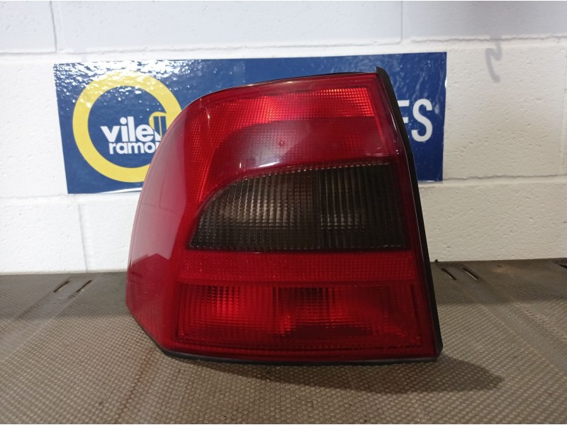 Recambio de piloto trasero izquierdo para opel vectra b berlina comfort | 02.99 - 12.02 comfort | 02.99 - 12.02 referencia OEM I