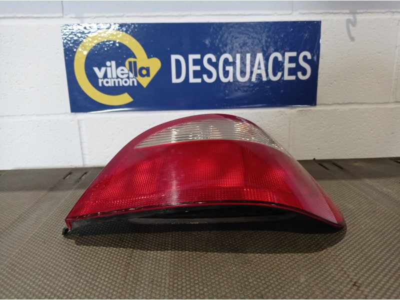 Recambio de piloto trasero derecho para renault megane i fase 2 berlina (ba0) 1.9 d authentique | 10.00 - ... 1.9 d authentique 