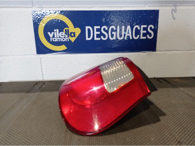 Recambio de piloto trasero derecho para renault megane i fase 2 berlina (ba0) 1.9 d authentique | 10.00 - ... 1.9 d authentique 