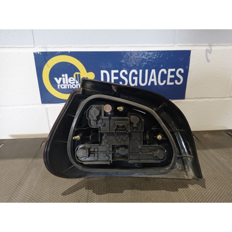 Recambio de piloto trasero derecho para renault megane i fase 2 berlina (ba0) 1.9 d authentique | 10.00 - ... 1.9 d authentique 