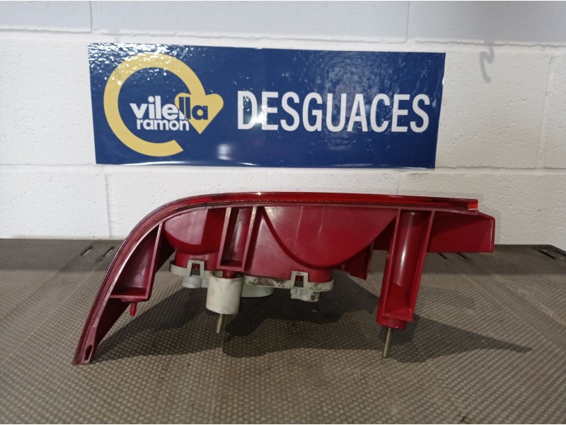 Recambio de piloto trasero izquierdo para ford focus (daw, dbw) 1.8 di / tddi referencia OEM IAM    Recambio de piloto trasero izquierdo para ford focus (daw, dbw) 1.8 di / tddi referencia OEM IAM