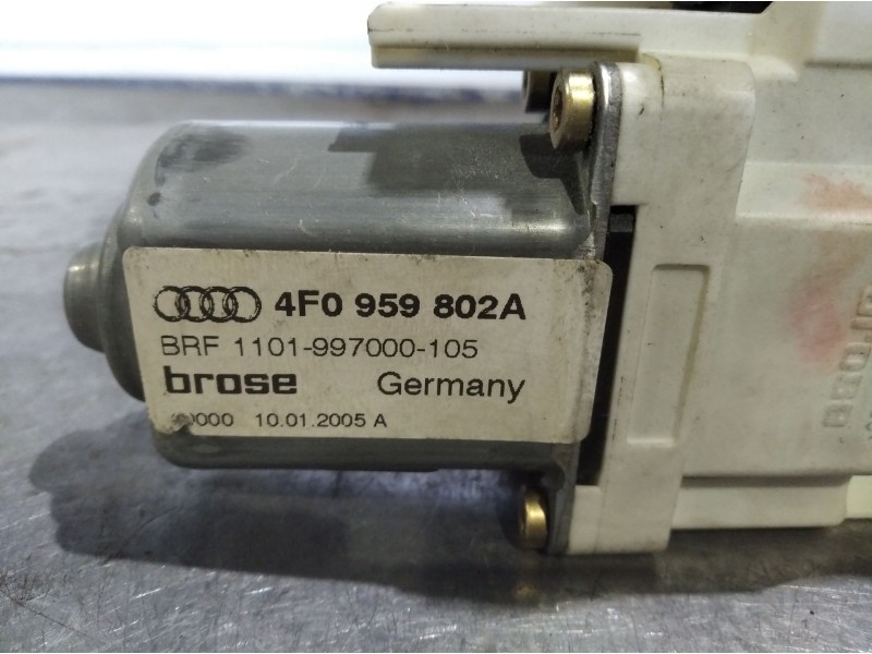 Recambio de motor elevalunas trasero derecho para audi a6 berlina (4f2)  | 0.04 - 0.08  | 0.04 - 0.08 referencia OEM IAM   