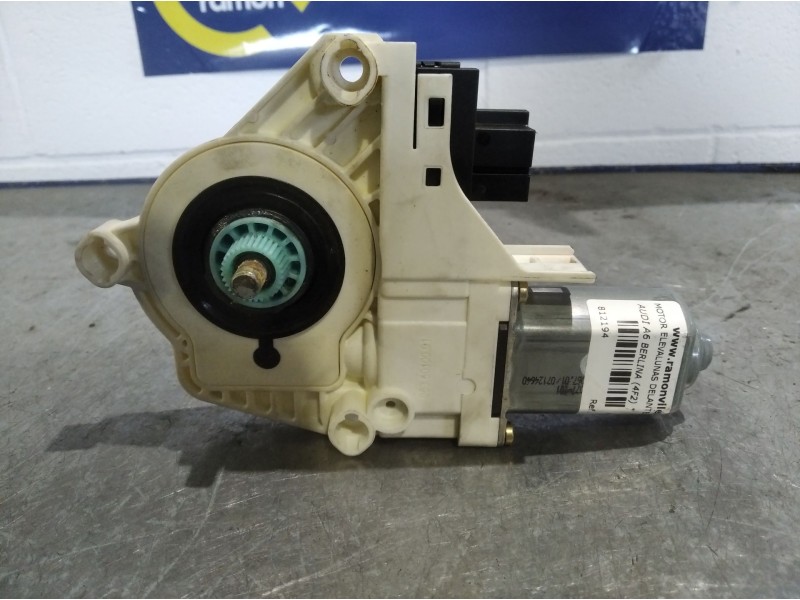 Recambio de motor elevalunas delantero derecho para audi a6 berlina (4f2)  | 0.04 - 0.08  | 0.04 - 0.08 referencia OEM IAM   