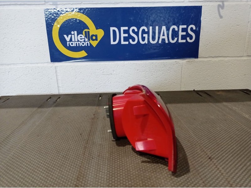 Recambio de piloto trasero derecho para alfa romeo 147 (190) 1.6 16v cat | 0.00 - ... 1.6 16v cat | 0.00 - ... referencia OEM IA