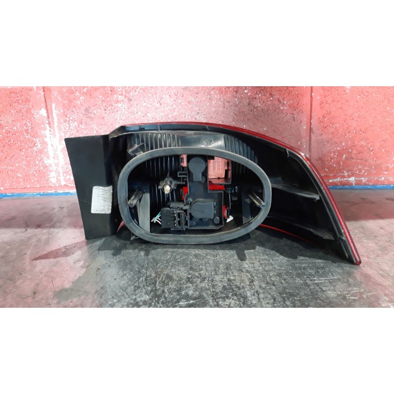 Recambio de piloto trasero izquierdo para renault laguna ii (bg0) 1.6 | 0.01 - ... 1.6 | 0.01 - ... referencia OEM IAM   