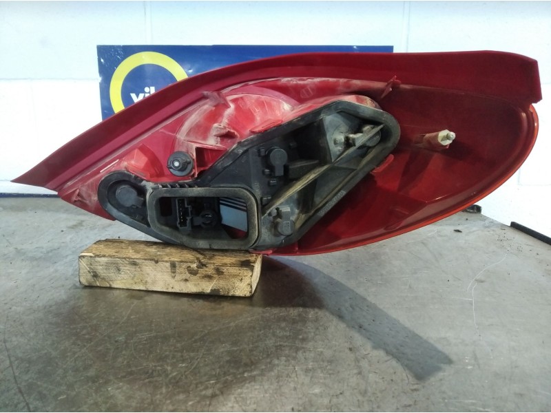 Recambio de piloto trasero izquierdo para peugeot 207 cc  | 0.07 - ...  | 0.07 - ... referencia OEM IAM   