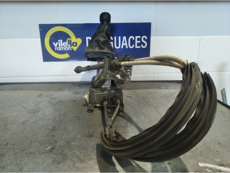 Recambio de palanca cambio para seat altea xl (5p5)  | 0.06 - ...  | 0.06 - ... referencia OEM IAM 1K0711049BG   Recambio de palanca cambio para seat altea xl (5p5)  | 0.06 - ...  | 0.06 - ... referencia OEM IAM 1K0711049BG