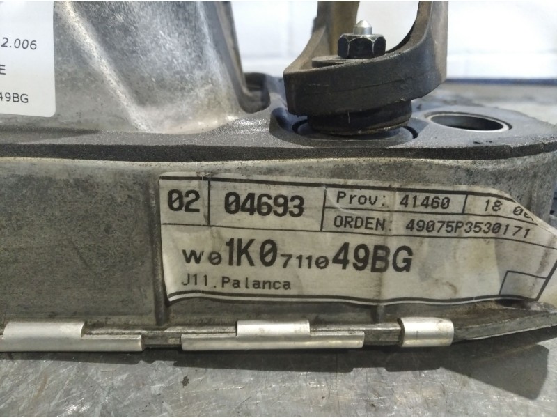 Recambio de palanca cambio para seat altea xl (5p5)  | 0.06 - ...  | 0.06 - ... referencia OEM IAM 1K0711049BG   Recambio de palanca cambio para seat altea xl (5p5)  | 0.06 - ...  | 0.06 - ... referencia OEM IAM 1K0711049BG