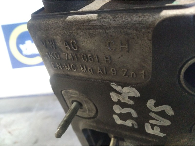 Recambio de palanca cambio para seat altea xl (5p5)  | 0.06 - ...  | 0.06 - ... referencia OEM IAM 1K0711049BG   Recambio de palanca cambio para seat altea xl (5p5)  | 0.06 - ...  | 0.06 - ... referencia OEM IAM 1K0711049BG