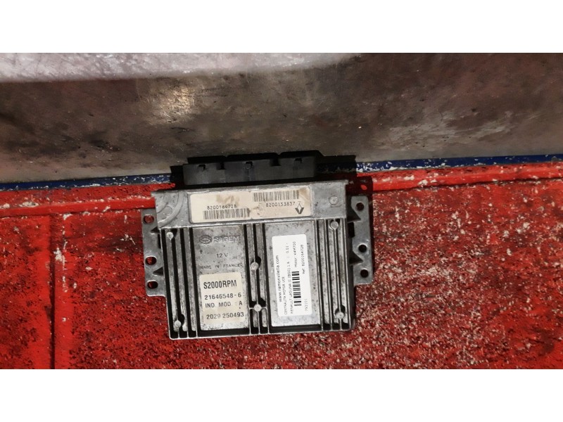 Recambio de centralita motor uce para renault laguna ii (bg0) 1.6 | 0.01 - ... 1.6 | 0.01 - ... referencia OEM IAM 8200164728  