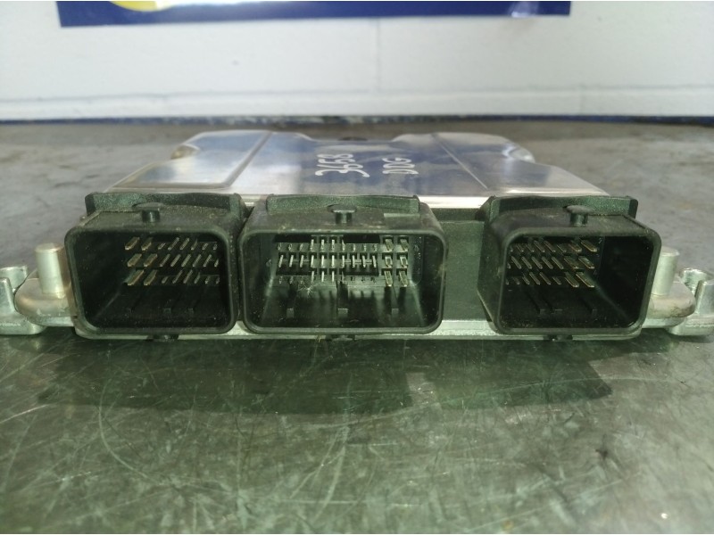 Recambio de centralita motor uce para citroen c5 berlina sx (e) referencia OEM IAM 0281011524  