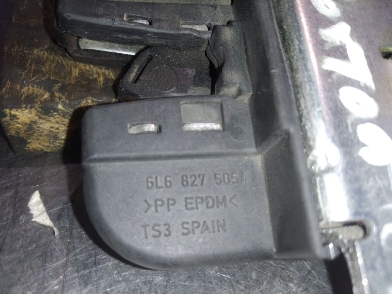 Recambio de cerradura maletero porton para seat ibiza (6l1) 1.9 tdi | 0.02 - ... 1.9 tdi | 0.02 - ... referencia OEM IAM   