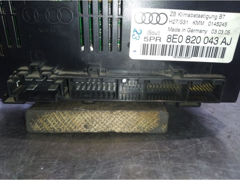Recambio de mando climatizador para audi a4 berlina (8e) 2.0 16v tfsi referencia OEM IAM 8E0820043AJ   Recambio de mando climatizador para audi a4 berlina (8e) 2.0 16v tfsi referencia OEM IAM 8E0820043AJ