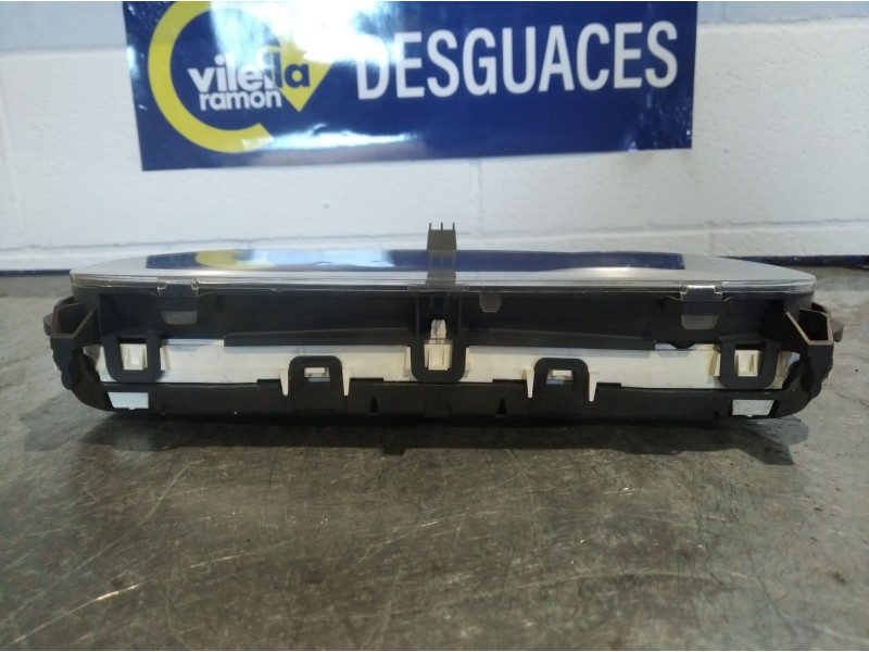 Recambio de cuadro instrumentos para renault clio iii authentique referencia OEM IAM 8200582705H  