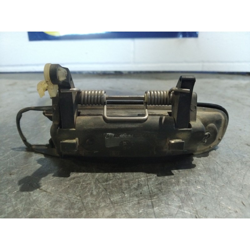 Recambio de maneta exterior delantera izquierda para audi a4 berlina (8e) 2.0 16v tfsi referencia OEM IAM 8E1837207  