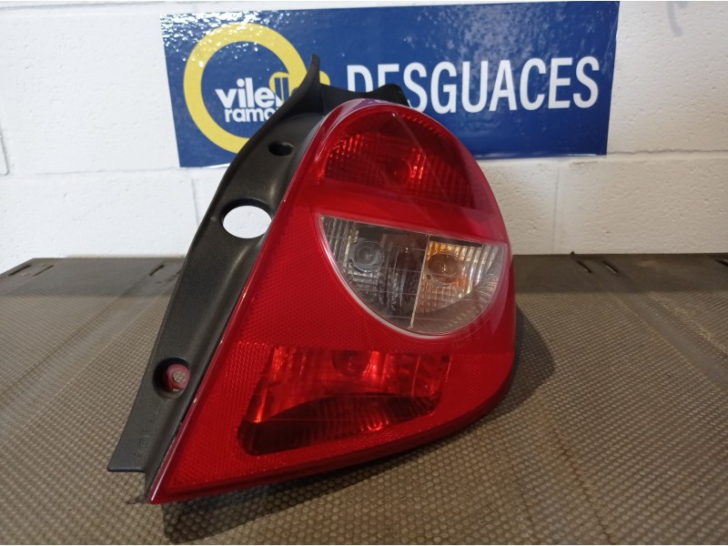 Recambio de piloto trasero derecho para renault clio iii authentique referencia OEM IAM   