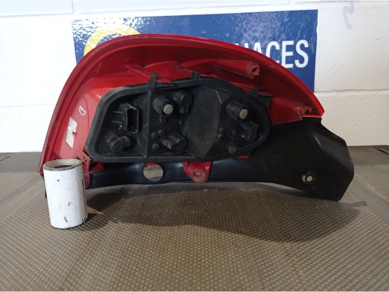 Recambio de piloto trasero derecho para renault clio iii authentique referencia OEM IAM   