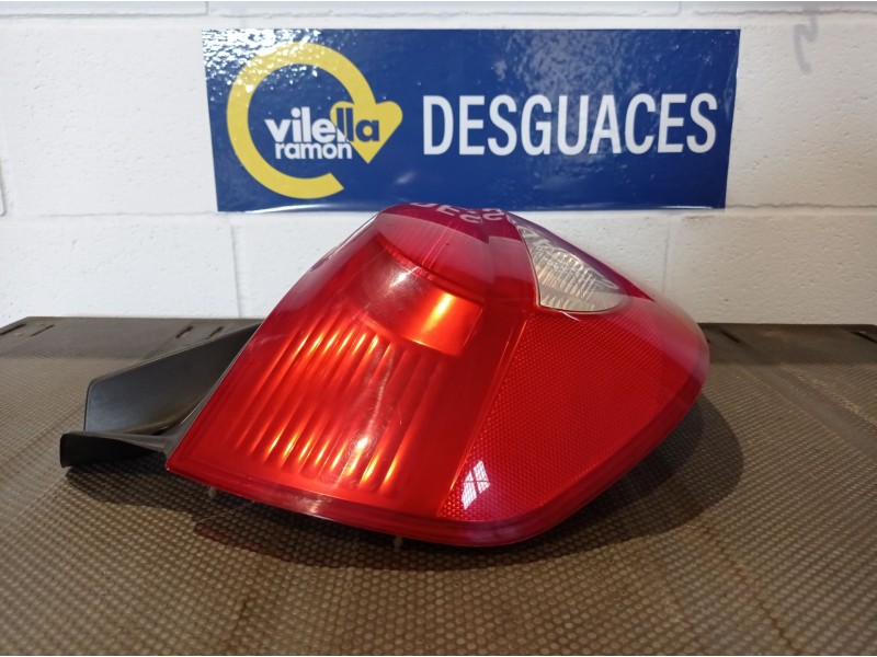 Recambio de piloto trasero izquierdo para renault clio iii authentique referencia OEM IAM   