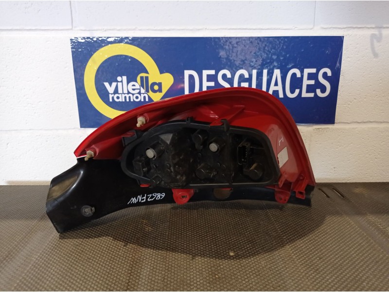 Recambio de piloto trasero izquierdo para renault clio iii authentique referencia OEM IAM   