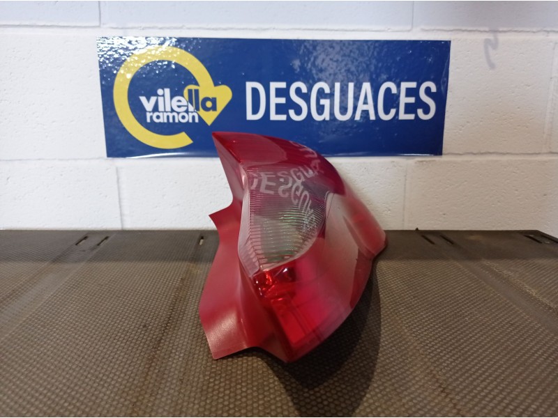 Recambio de piloto trasero izquierdo para citroen c4 coupe 1.4 16v referencia OEM IAM   