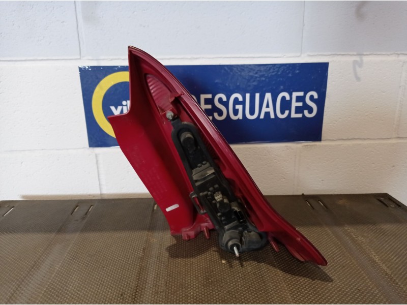 Recambio de piloto trasero izquierdo para citroen c4 coupe 1.4 16v referencia OEM IAM   