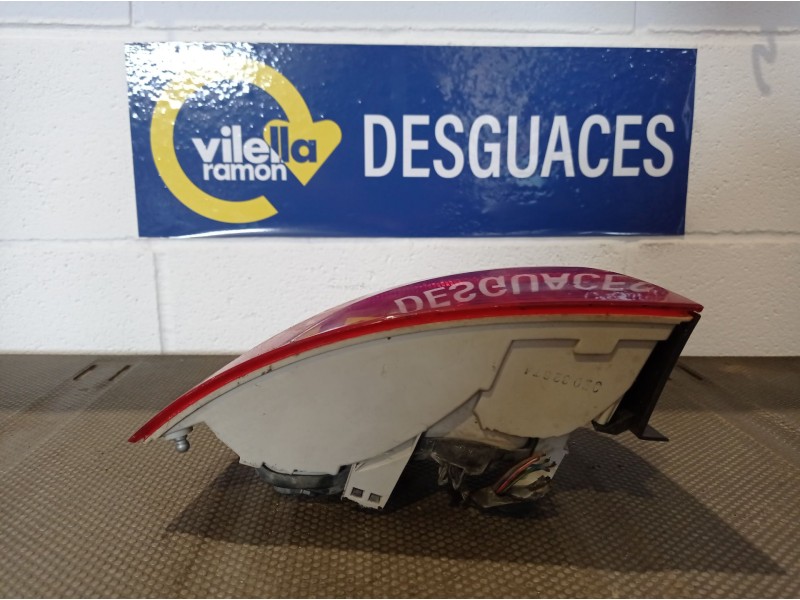 Recambio de piloto trasero izquierdo para audi a4 berlina (8e) 2.0 16v tfsi referencia OEM IAM   