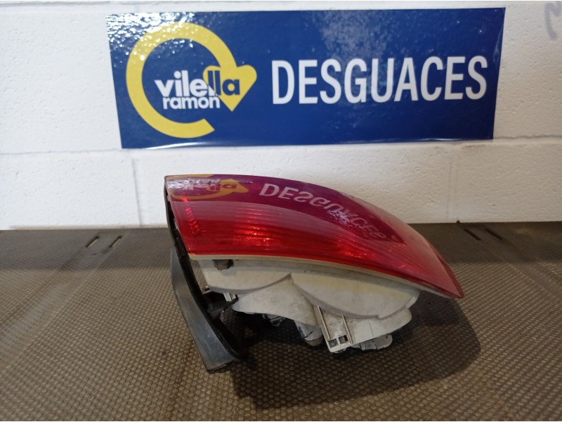 Recambio de piloto trasero izquierdo para audi a4 berlina (8e) 2.0 16v tfsi referencia OEM IAM   