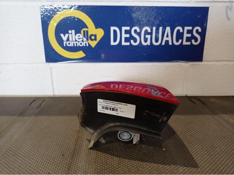 Recambio de piloto trasero derecho para audi a4 berlina (8e) 2.0 16v tfsi referencia OEM IAM   