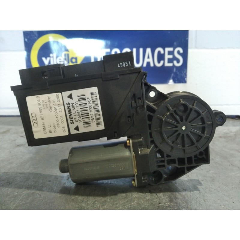 Recambio de motor elevalunas delantero derecho para audi a4 berlina (8e) 2.5 tdi quattro (132kw) referencia OEM IAM 8E1959802B  