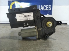 Recambio de motor elevalunas trasero izquierdo para audi a4 berlina (8e) 2.5 tdi quattro (132kw) referencia OEM IAM 8E0959801A