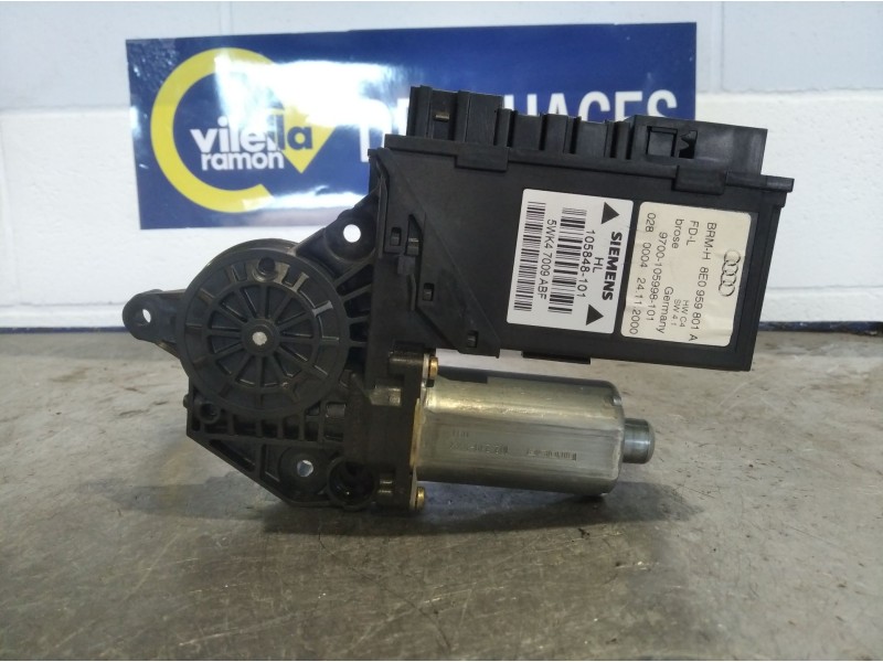 Recambio de motor elevalunas trasero izquierdo para audi a4 berlina (8e) 2.5 tdi quattro (132kw) referencia OEM IAM 8E0959801A  