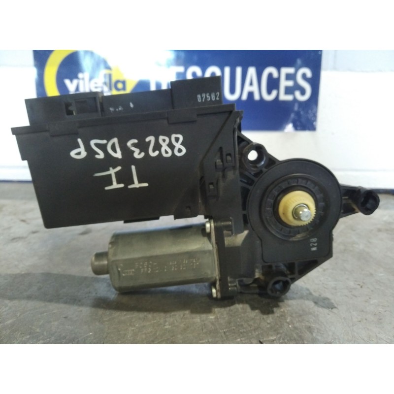 Recambio de motor elevalunas trasero izquierdo para audi a4 berlina (8e) 2.0 16v tfsi referencia OEM IAM 8E0959801A 5WK47009 