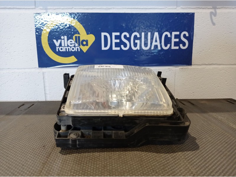 Recambio de faro derecho para mercedes mb180 referencia OEM IAM    Recambio de faro derecho para mercedes mb180 referencia OEM IAM