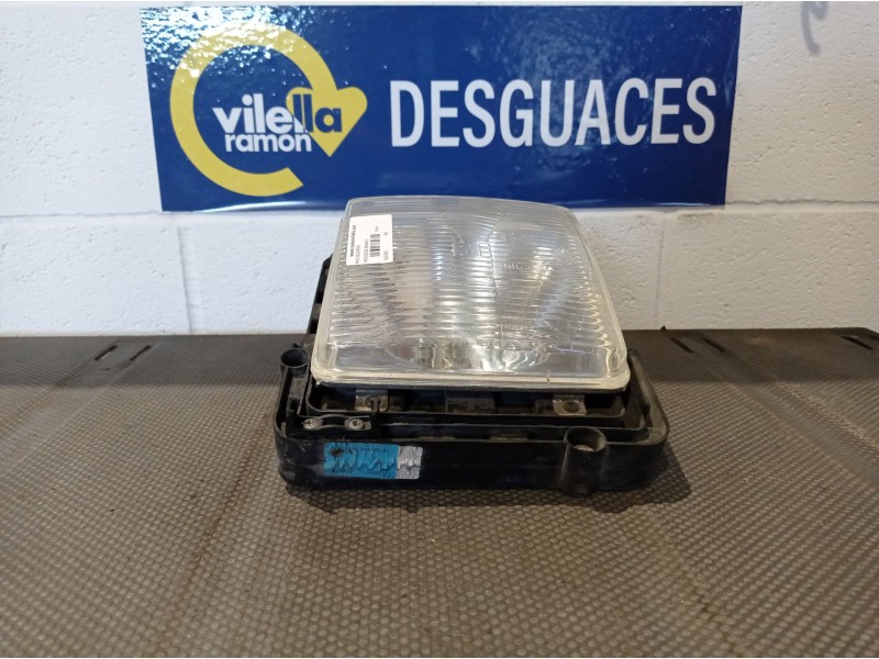 Recambio de faro izquierdo para mercedes mb180 referencia OEM IAM    Recambio de faro izquierdo para mercedes mb180 referencia OEM IAM