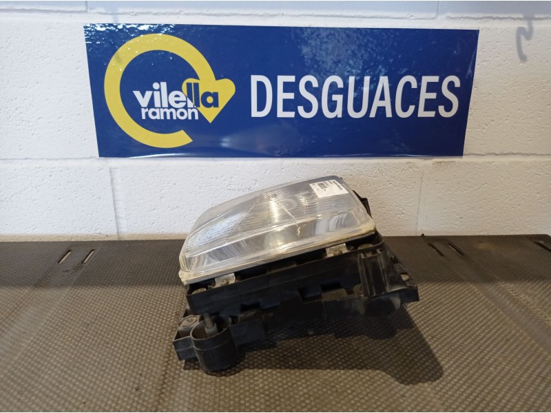 Recambio de faro izquierdo para mercedes mb180 referencia OEM IAM    Recambio de faro izquierdo para mercedes mb180 referencia OEM IAM