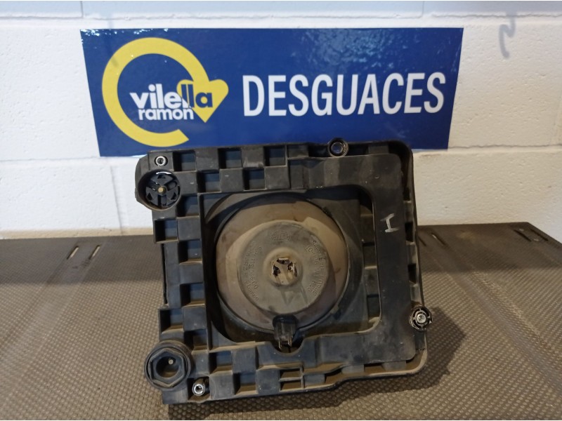 Recambio de faro izquierdo para mercedes mb180 referencia OEM IAM    Recambio de faro izquierdo para mercedes mb180 referencia OEM IAM