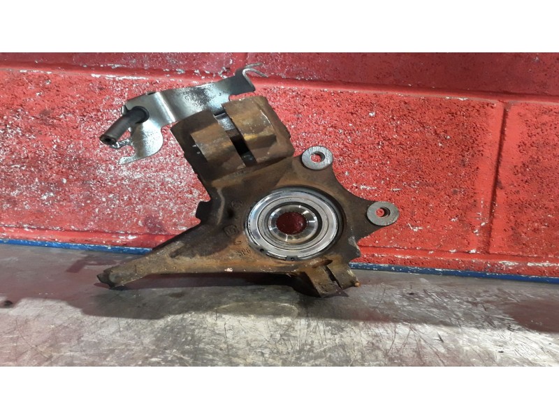 Recambio de mangueta delantero izquierda para citroen berlingo 1.6 hdi 110 sx multispace referencia OEM IAM   