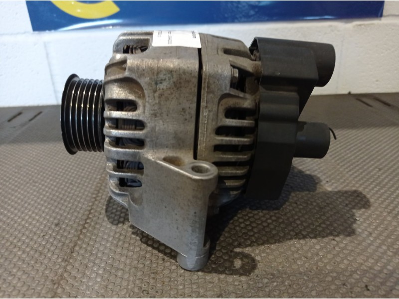 Recambio de alternador para fiat doblo (119) referencia OEM IAM TG8S010  